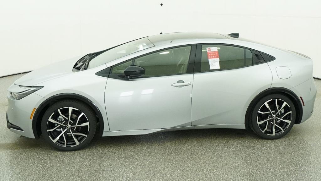 New 2026 Toyota Prius Plug-In Hybrid FWD image 52