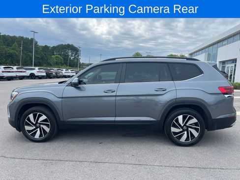 Used 2024 Volkswagen Atlas SE FWD image 11