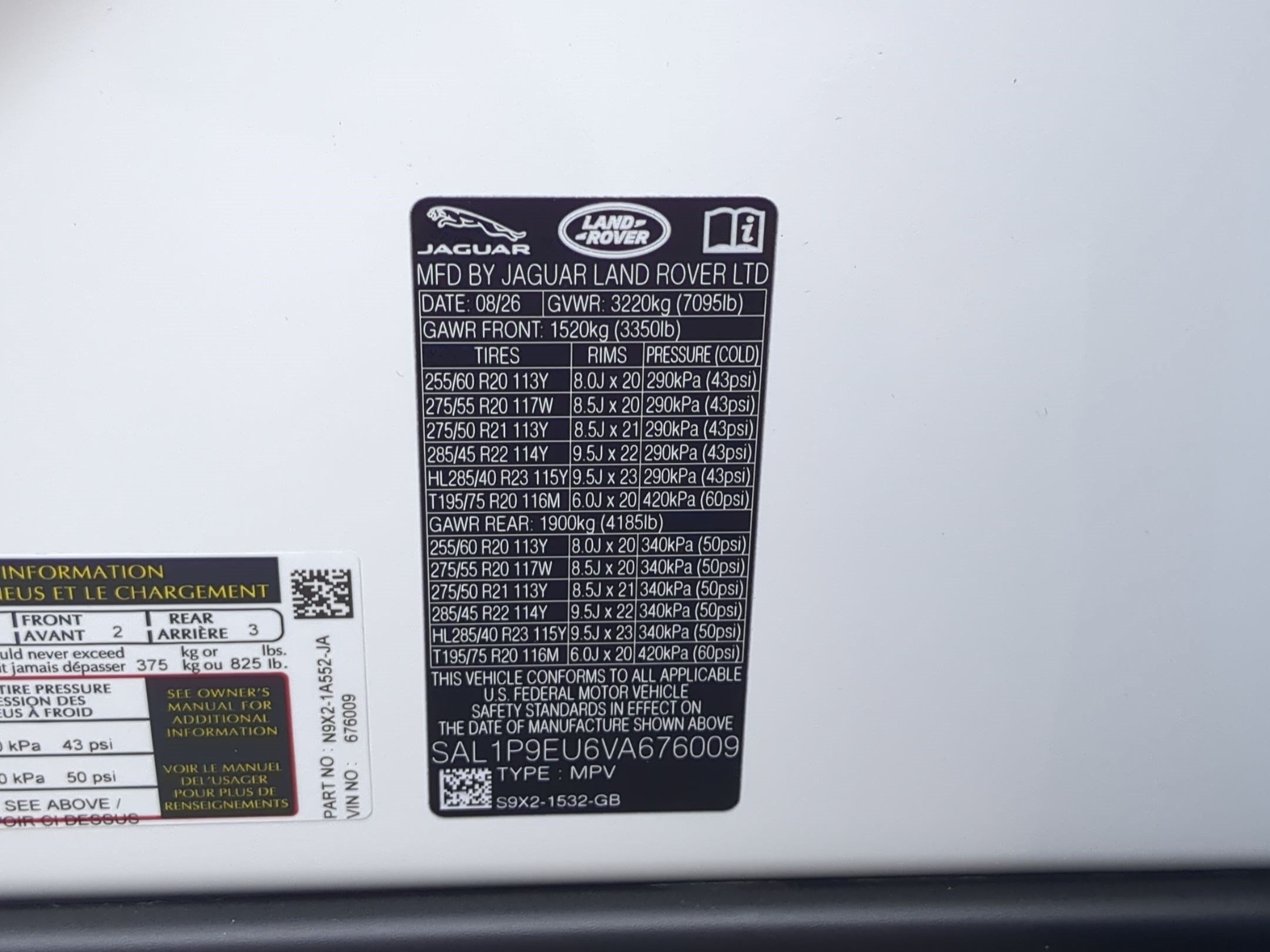 New 2027 Land Rover Range Rover Sport SE AWD/4WD image 35