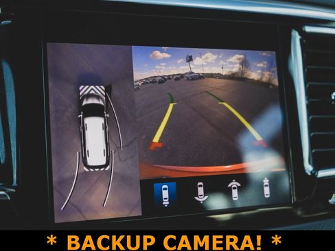 Used 2019 Chrysler Pacifica Touring-L Plus w/ Advanced Safetytec Group image 3