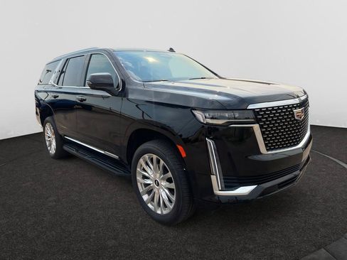 Used 2024 Cadillac Escalade Premium Luxury w/ Performance Package AWD/4WD image 4