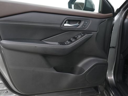 Used 2023 Nissan Rogue SL w/ SL Premium Package AWD/4WD image 19