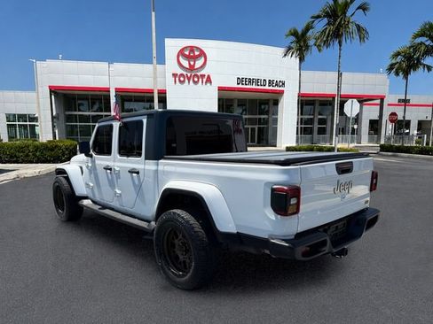 Used 2020 Jeep Gladiator Overland AWD/4WD image 5