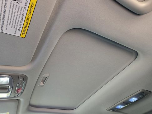 New 2025 Kia Telluride EX w/ EX Captain's Chair Package image 18