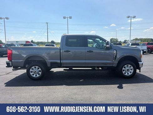 Used 2024 Ford F350 XLT AWD/4WD image 6