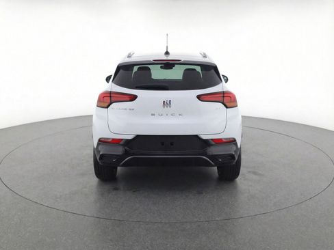 Used 2024 Buick Encore GX Sport Touring image 7