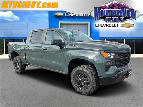 New 2026 Chevrolet Silverado 1500 Custom Trail Boss w/ LPO, Dark Essentials Package image 1