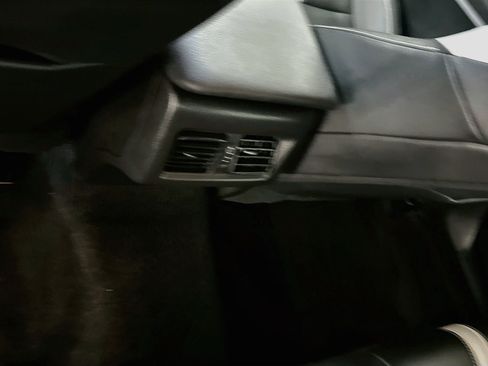 Used 2025 Toyota Camry SE FWD image 28