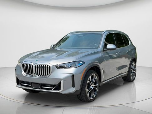 Used 2025 BMW X5 sDrive40i w/ Premium Package RWD image 1