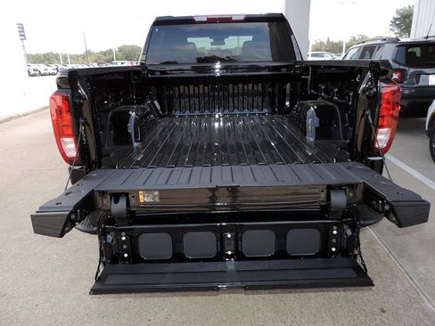 New 2026 GMC Sierra 1500 Pro w/ Graphite Edition image 14