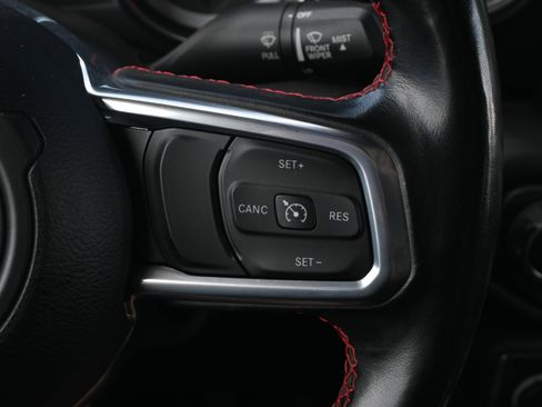Used 2020 Jeep Gladiator Rubicon AWD/4WD image 19