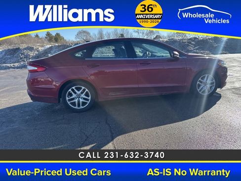 Used 2013 Ford Fusion SE image 19