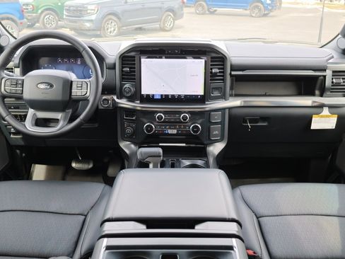 Used 2025 Ford F150 Lariat w/ Equipment Group 501A Mid image 20