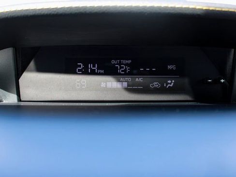 Used 2022 Subaru Crosstrek 2.5i Sport AWD/4WD image 24
