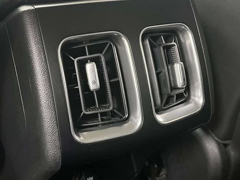 Used 2024 Kia Sorento S FWD image 23