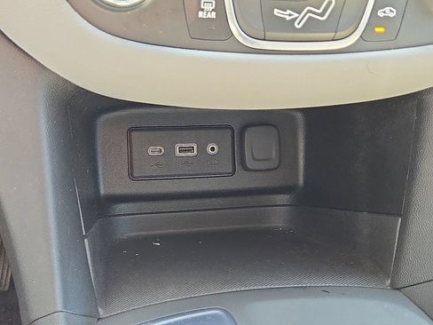 Used 2022 Chevrolet Equinox LT FWD image 30