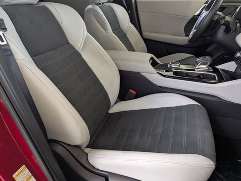 Used 2025 Mitsubishi Outlander SE FWD image 20