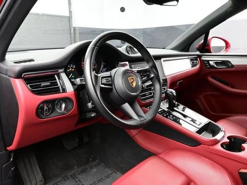 Certified 2023 Porsche Macan GTS AWD/4WD image 4