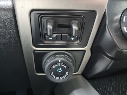 Used 2022 Ford F250 Platinum w/ Tremor Off-Road Package image 50