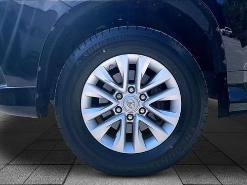 Used 2019 Lexus GX 460 Premium AWD/4WD image 38