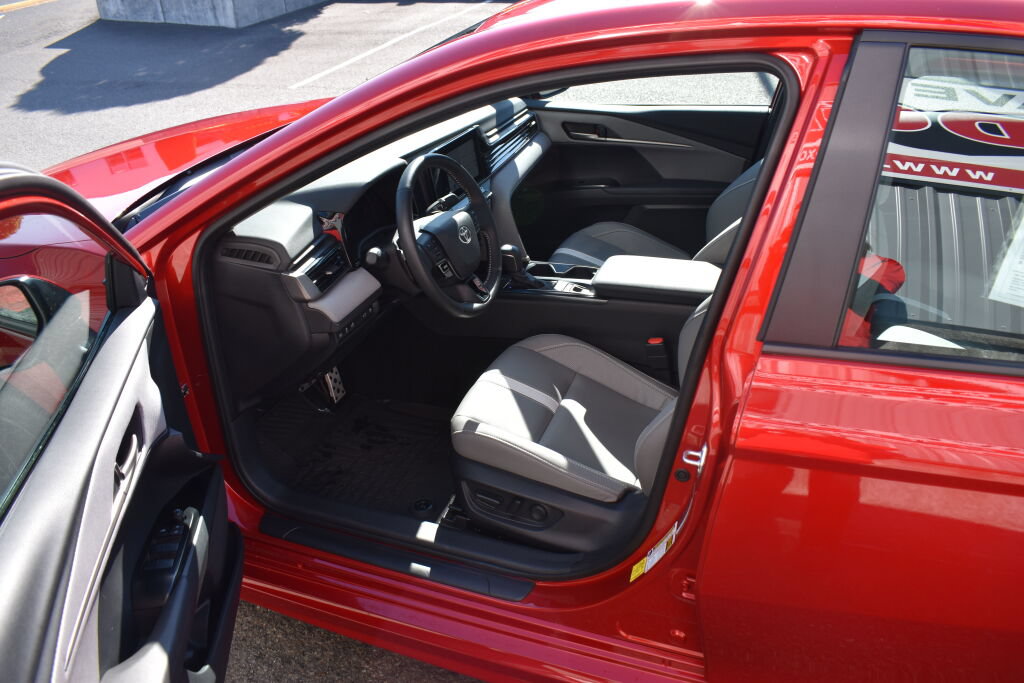 Certified 2026 Toyota Camry SE w/ Convenience Package AWD/4WD image 18