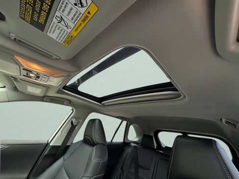 Used 2019 Toyota RAV4 Limited w/ Cold Weather Package image 21