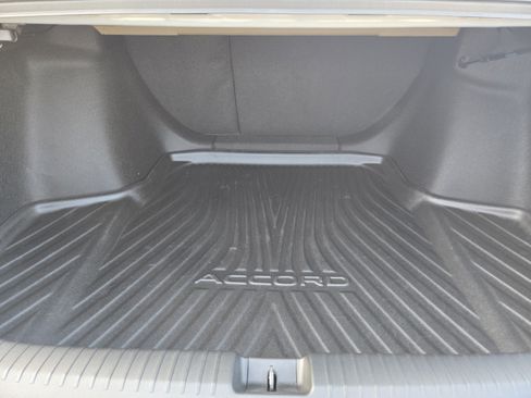 Used 2025 Honda Accord SE image 27