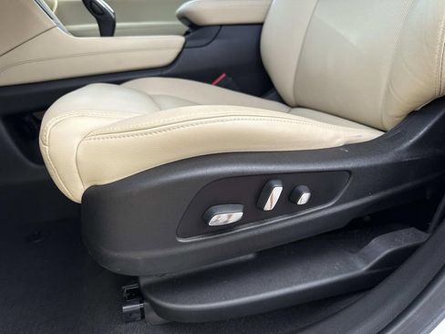 Used 2019 Cadillac XT5 Luxury image 20
