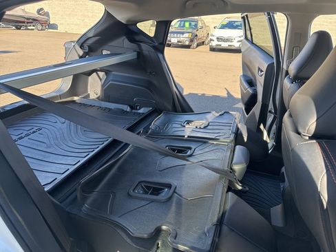 Certified 2025 Subaru Crosstrek 2.5i Limited w/ Crosstrek Mirror Package image 18