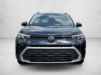 Used 2025 Volkswagen Taos SE FWD video 2