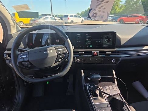 Used 2026 Kia Sportage LX AWD/4WD image 12