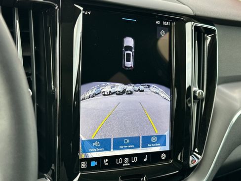 Used 2025 Volvo XC60 B5 Core w/ Protection Package Premier image 21