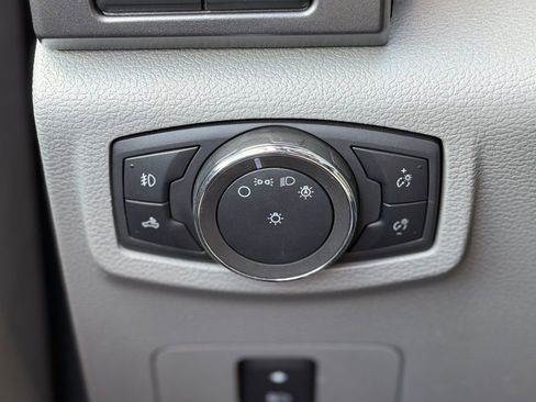 Used 2020 Ford F250 XLT w/ XLT Premium Package AWD/4WD image 20