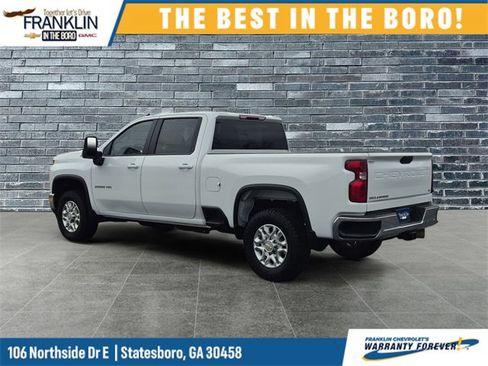 Used 2023 Chevrolet Silverado 2500 LT image 3