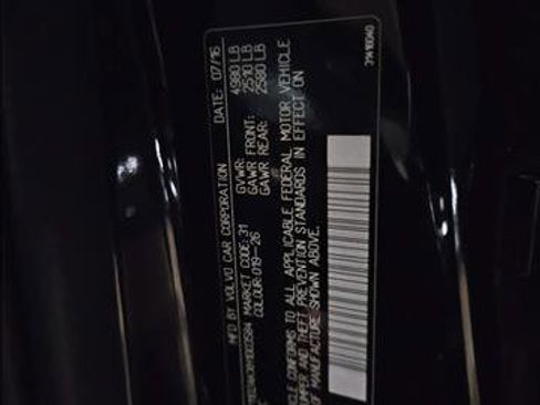 Used 2017 Volvo S90 T5 Momentum w/ Vision Package image 23