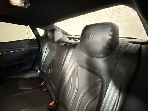 Used 2017 Maserati Quattroporte S GranLusso image 28