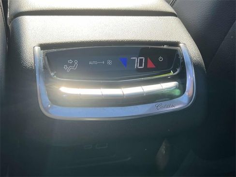 Used 2024 Cadillac XT6 Luxury w/ LPO, Floor Liner Package image 14