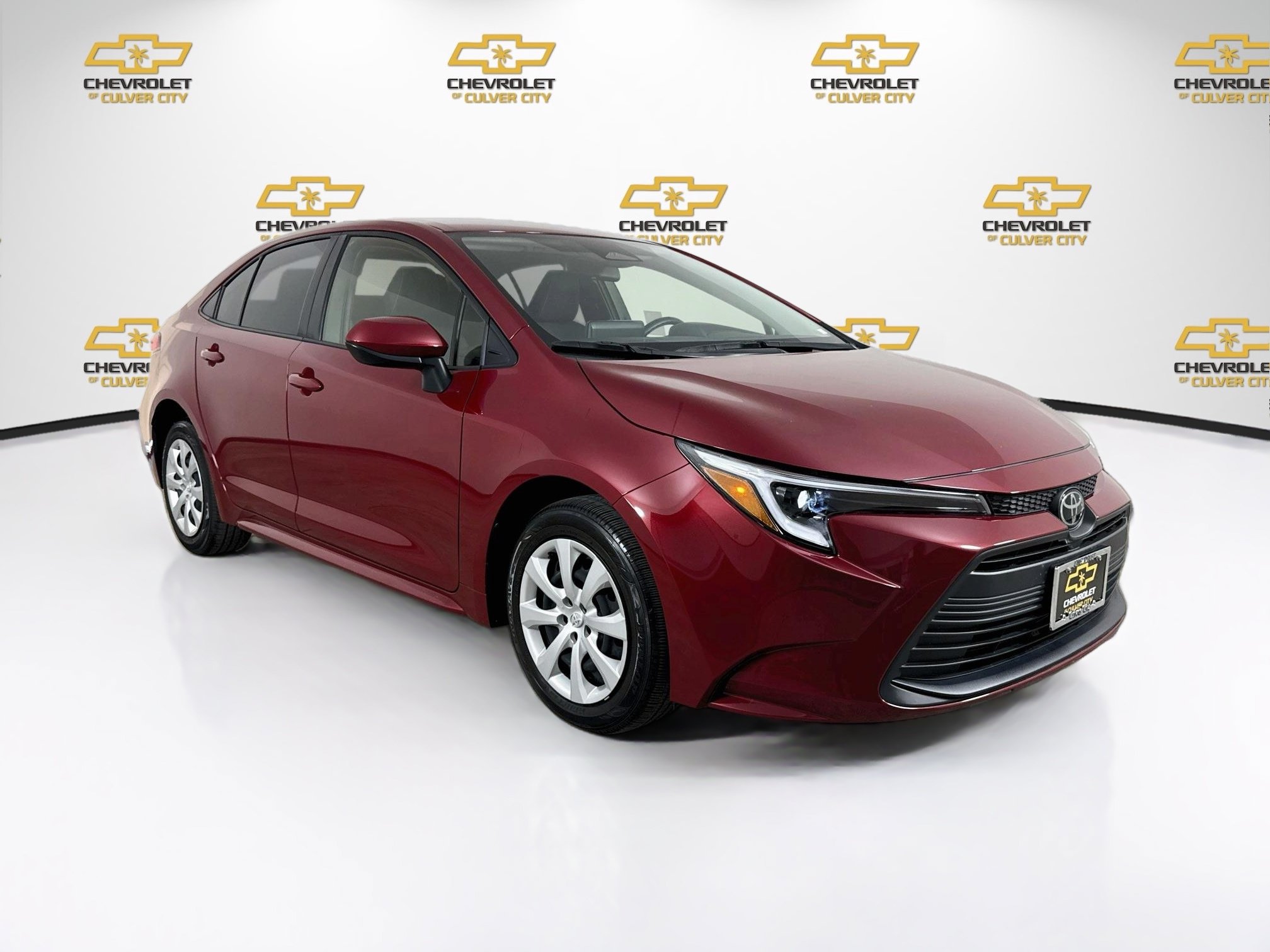 Used 2026 Toyota Corolla LE FWD image 1