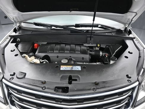 Used 2017 Chevrolet Traverse LT w/ Style and Technology Package AWD/4WD image 55