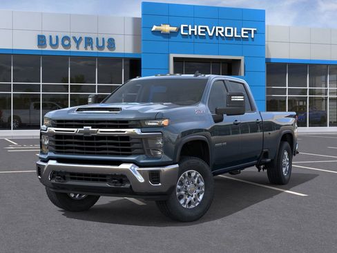 New 2026 Chevrolet Silverado 2500 LT image 6