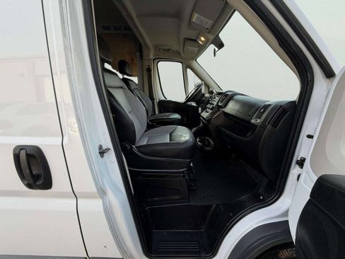 Used 2017 RAM ProMaster 2500 image 19