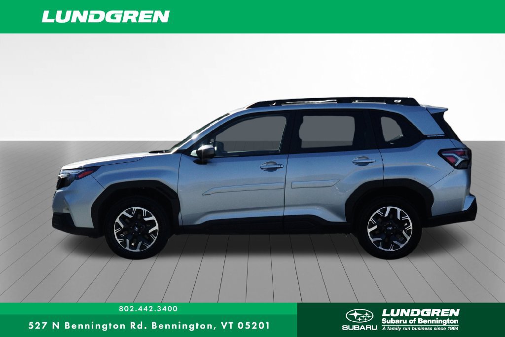 Used 2025 Subaru Forester Premium AWD/4WD image 31