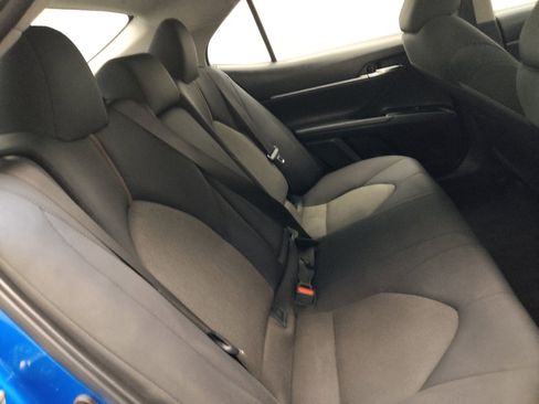 Used 2019 Toyota Camry LE FWD image 19