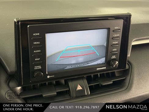 Used 2020 Toyota RAV4 XLE FWD image 34