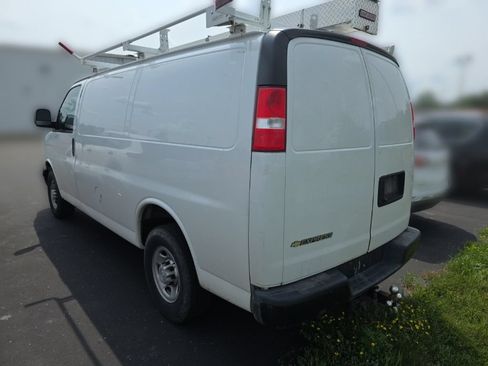Used 2020 Chevrolet Express 2500 w/ Driver Convenience Package RWD image 6