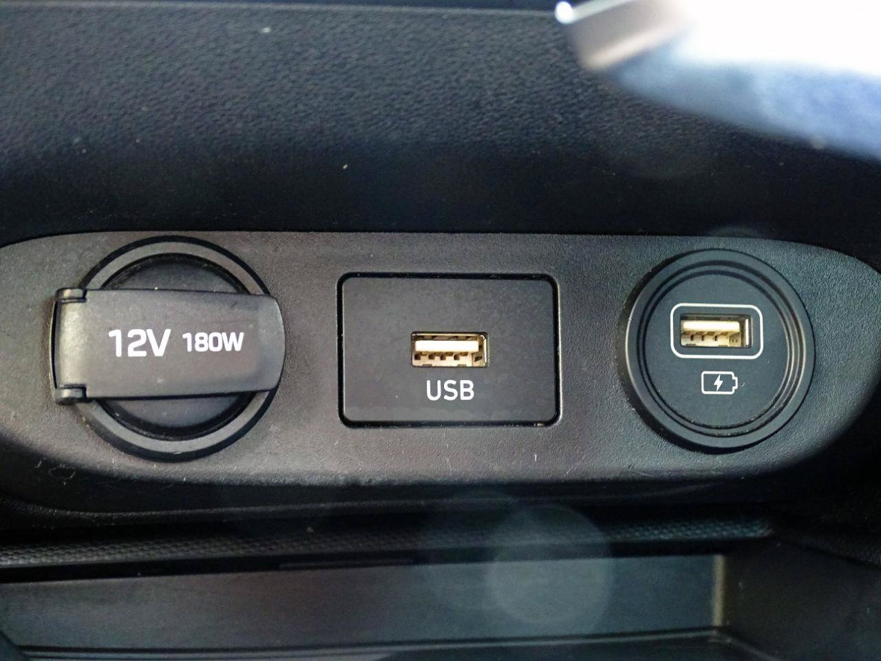 Used 2021 Hyundai Elantra SEL w/ Convenience Package FWD image 25