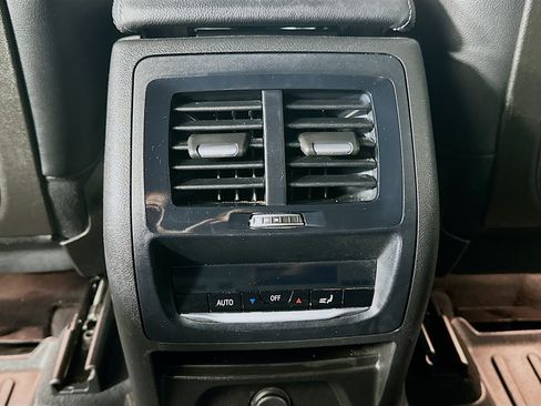 Used 2019 BMW X3 sDrive30i w/ M Sport Package 2 RWD image 28