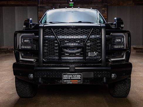Used 2024 Ford F450 Limited w/ FX4 Off-Road Package AWD/4WD image 2