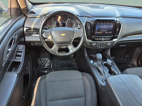 Used 2023 Chevrolet Traverse LT FWD image 14
