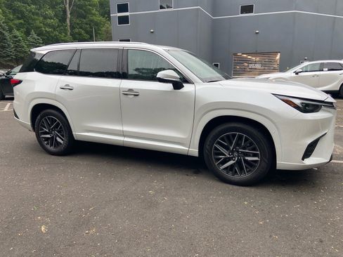 Used 2026 Lexus TX 350 AWD w/ Technology Package image 1
